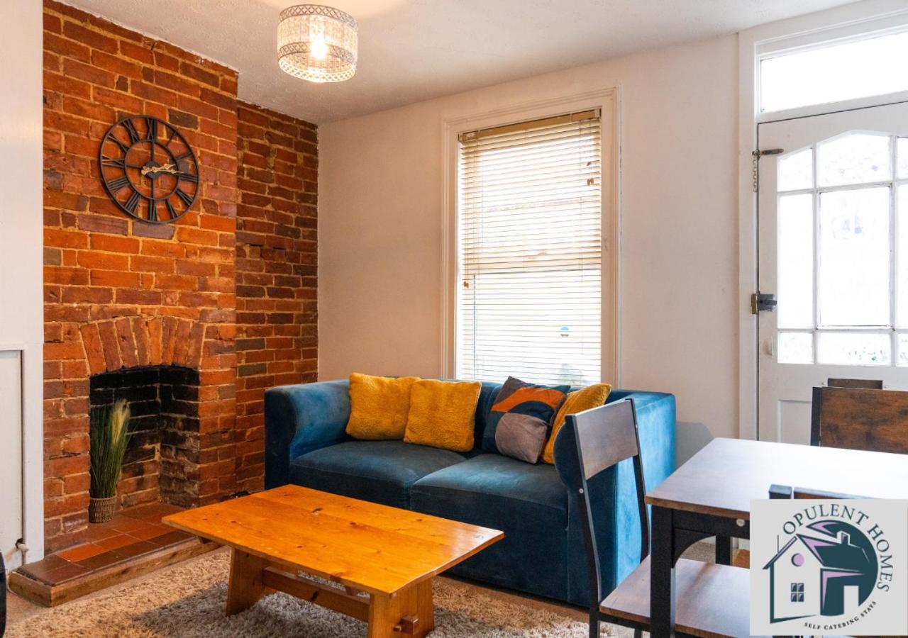Villa Contractors Pad - 4 Bed Town House - Cent Reading - Free Parking Exterior foto
